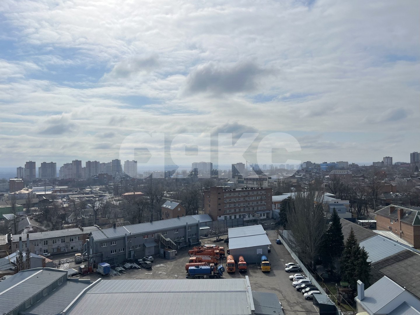 Фото №7: 2-комнатная квартира 70 м² - Ростов-на-Дону, Пролетарский, мкр. Берберовка, ул. Горсоветская, 77