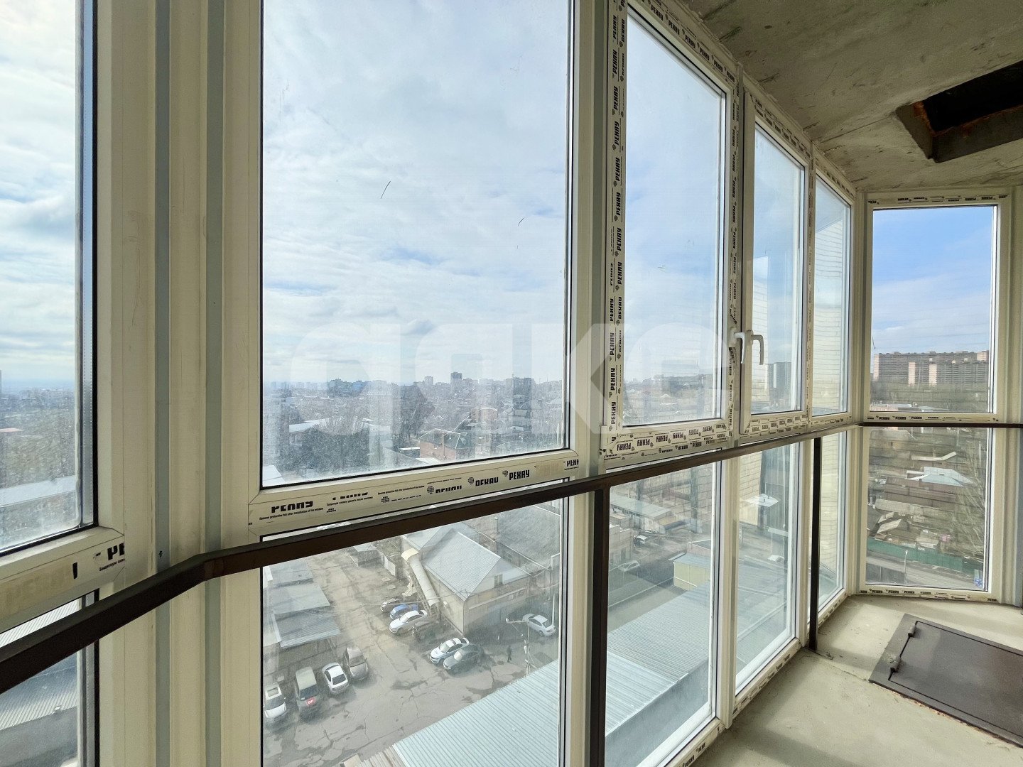 Фото №5: 2-комнатная квартира 70 м² - Ростов-на-Дону, Пролетарский, мкр. Берберовка, ул. Горсоветская, 77