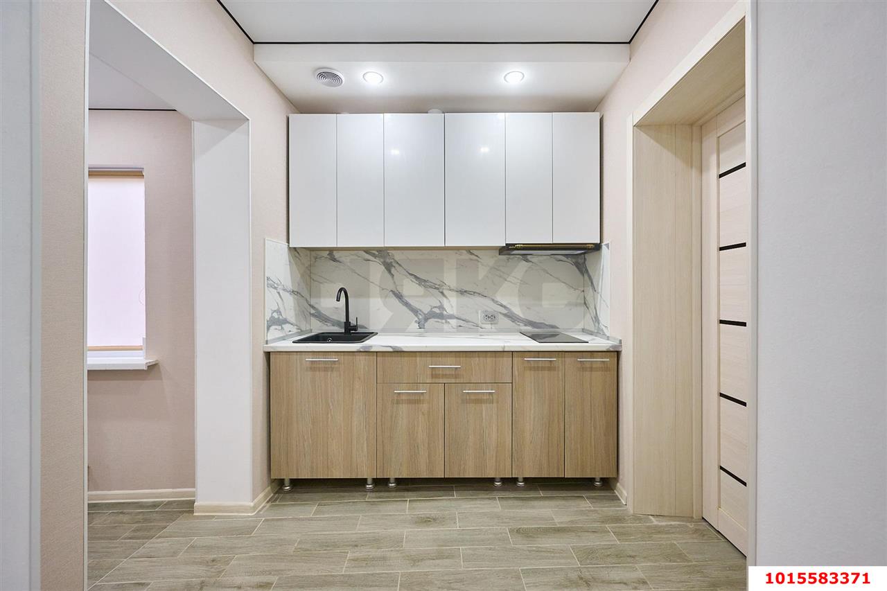 Фото №2: Часть дома 30 м² + 1 сот. - Краснодар, Центральный внутригородской округ, мкр. Центральный, ул. Будённого, 193