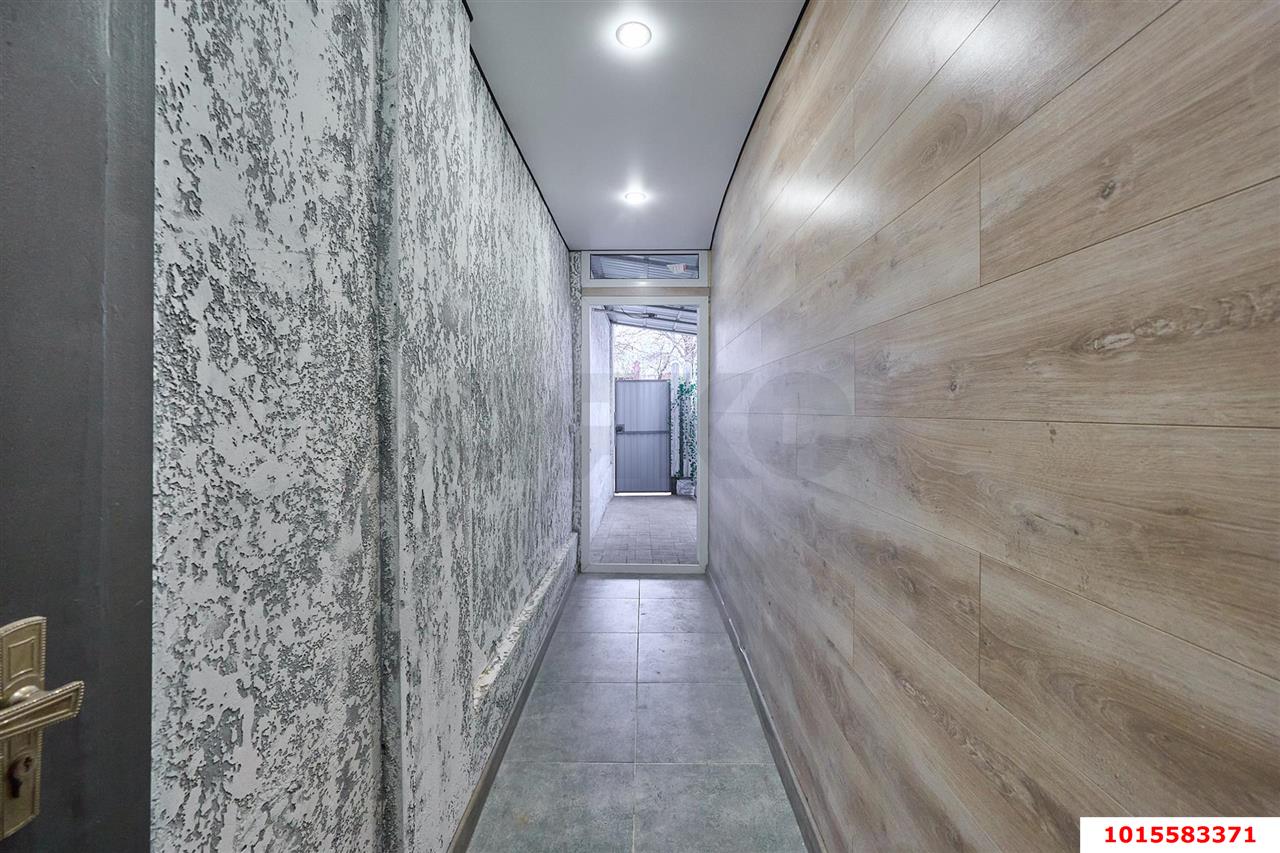 Фото №12: Часть дома 30 м² + 1 сот. - Краснодар, Центральный внутригородской округ, мкр. Центральный, ул. Будённого, 193