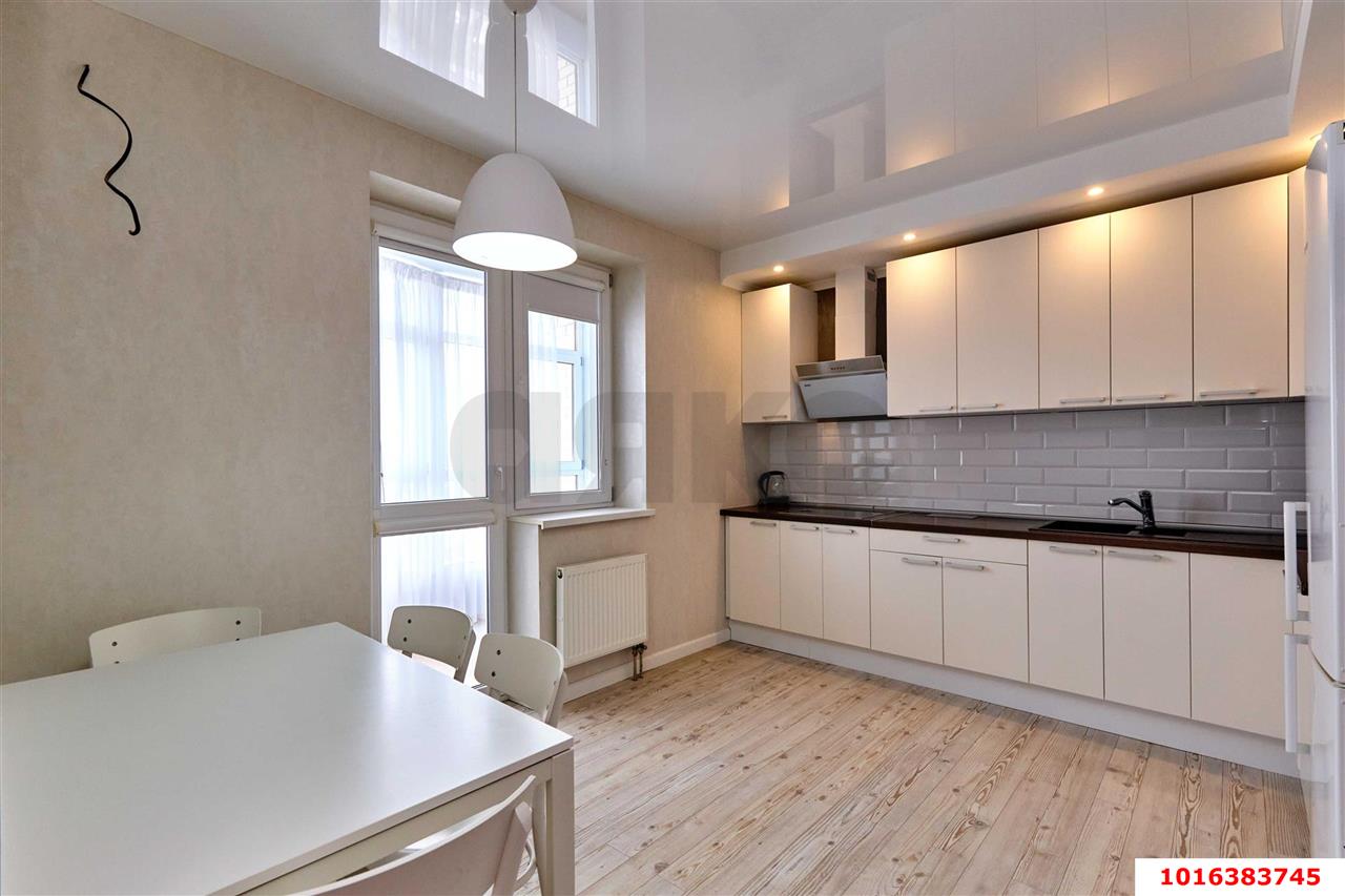 Фото №3: 2-комнатная квартира 71 м² - Краснодар, Прикубанский внутригородской округ, 40 лет Победы, мкр. жилой комплекс Достоевский, ул. Достоевского, 84/1