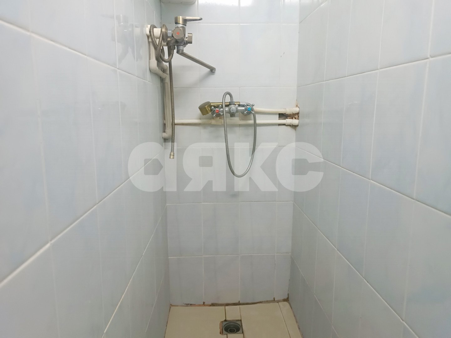 Фото №11: Комната 12 м² - Геленджик, ул. Островского, 27