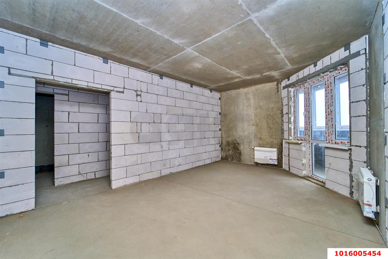 Фото №2: 2-комнатная квартира 83 м² - Краснодар, Прикубанский внутригородской округ, мкр. Фестивальный, ул. Каляева, 265