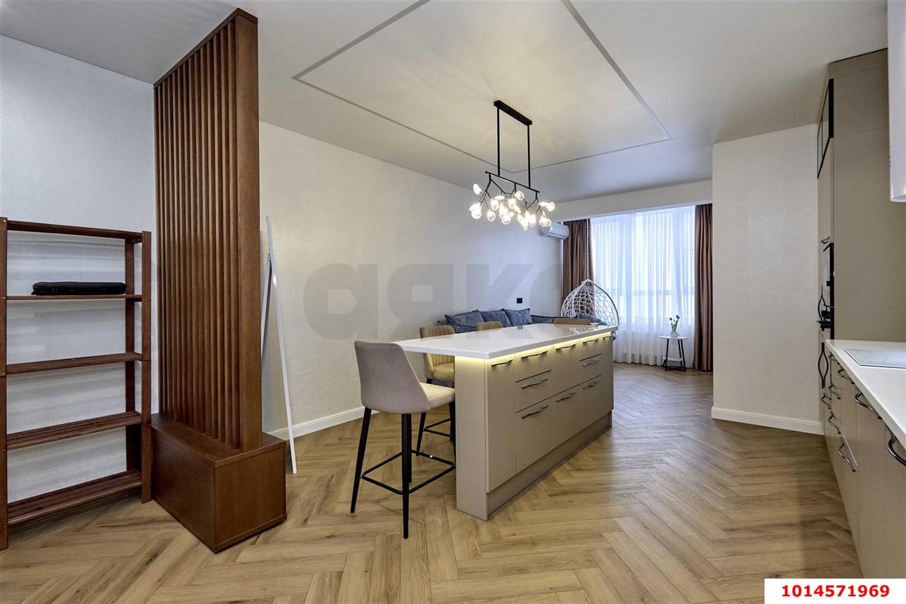 Фото №2: 1-комнатная квартира 48 м² - Краснодар, Карасунский внутригородской округ, Хлопчато-бумажный Комбинат, мкр. жилой комплекс Фамилия, ул. Старокубанская, 124к1