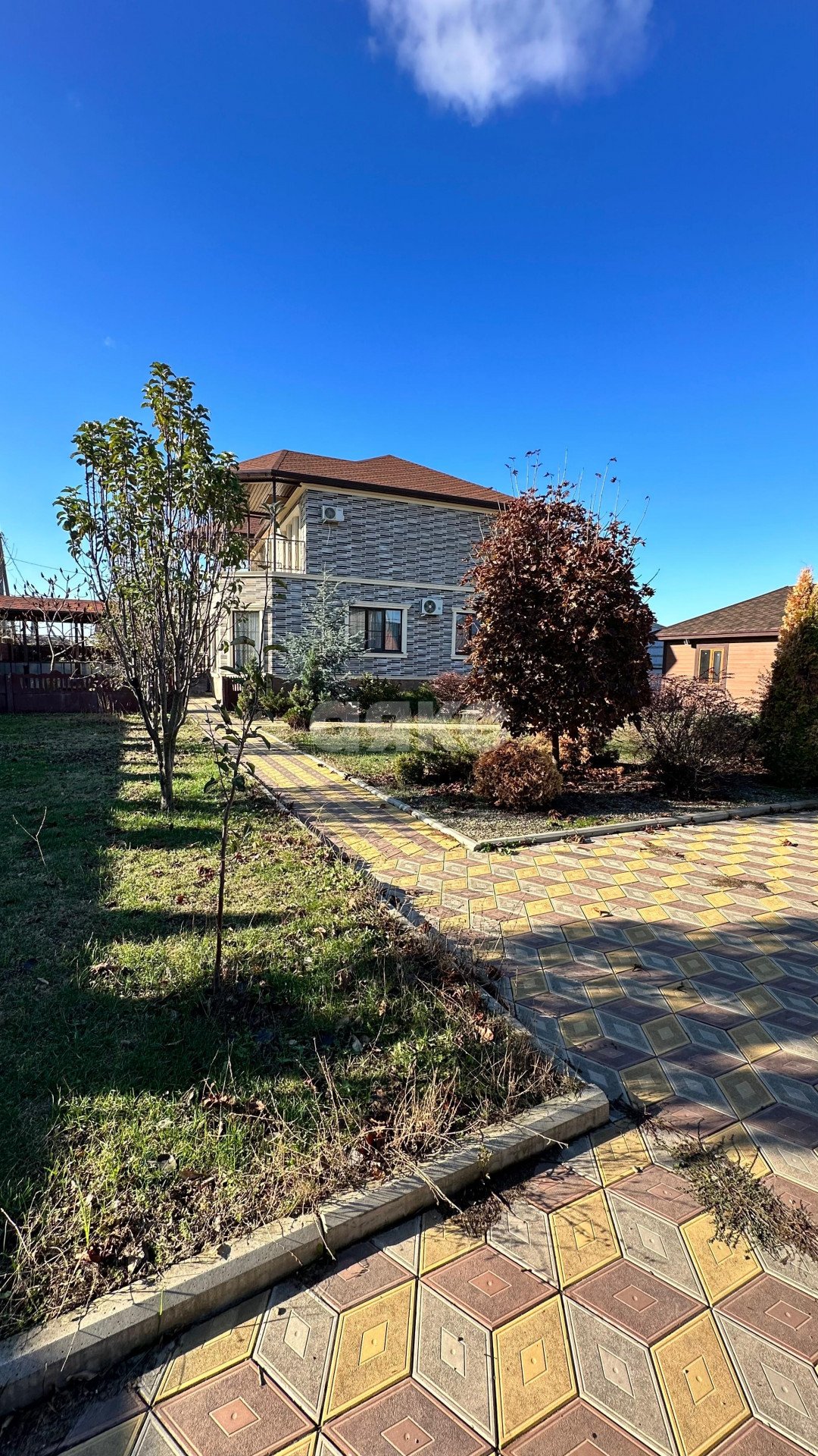 Фото №5: Дом 231 м² + 14 сот. - Западный, ул. Героев Отечества, 3