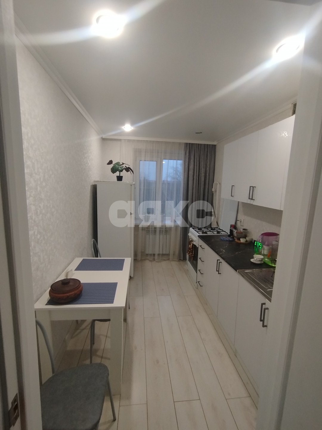 Фото №1: 2-комнатная квартира 51 м² - Новокубанск, ул. Спортивная, 29