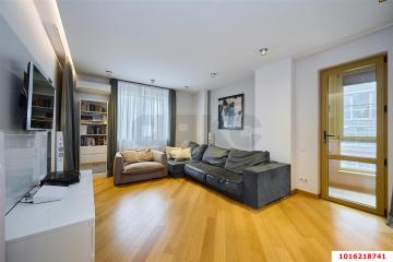 Фото №1: 3-комнатная квартира 140 м² - Краснодар, мкр. Центральный, ул. имени Пушкина, 6