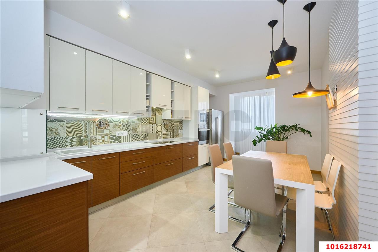 Фото №6: 3-комнатная квартира 140 м² - Краснодар, Центральный внутригородской округ, Западный внутригородской округ, мкр. Центральный, ул. имени Пушкина, 6