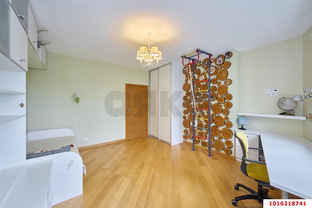 Фото №22: 3-комнатная квартира 140 м² - Краснодар, Центральный внутригородской округ, Западный внутригородской округ, мкр. Центральный, ул. имени Пушкина, 6