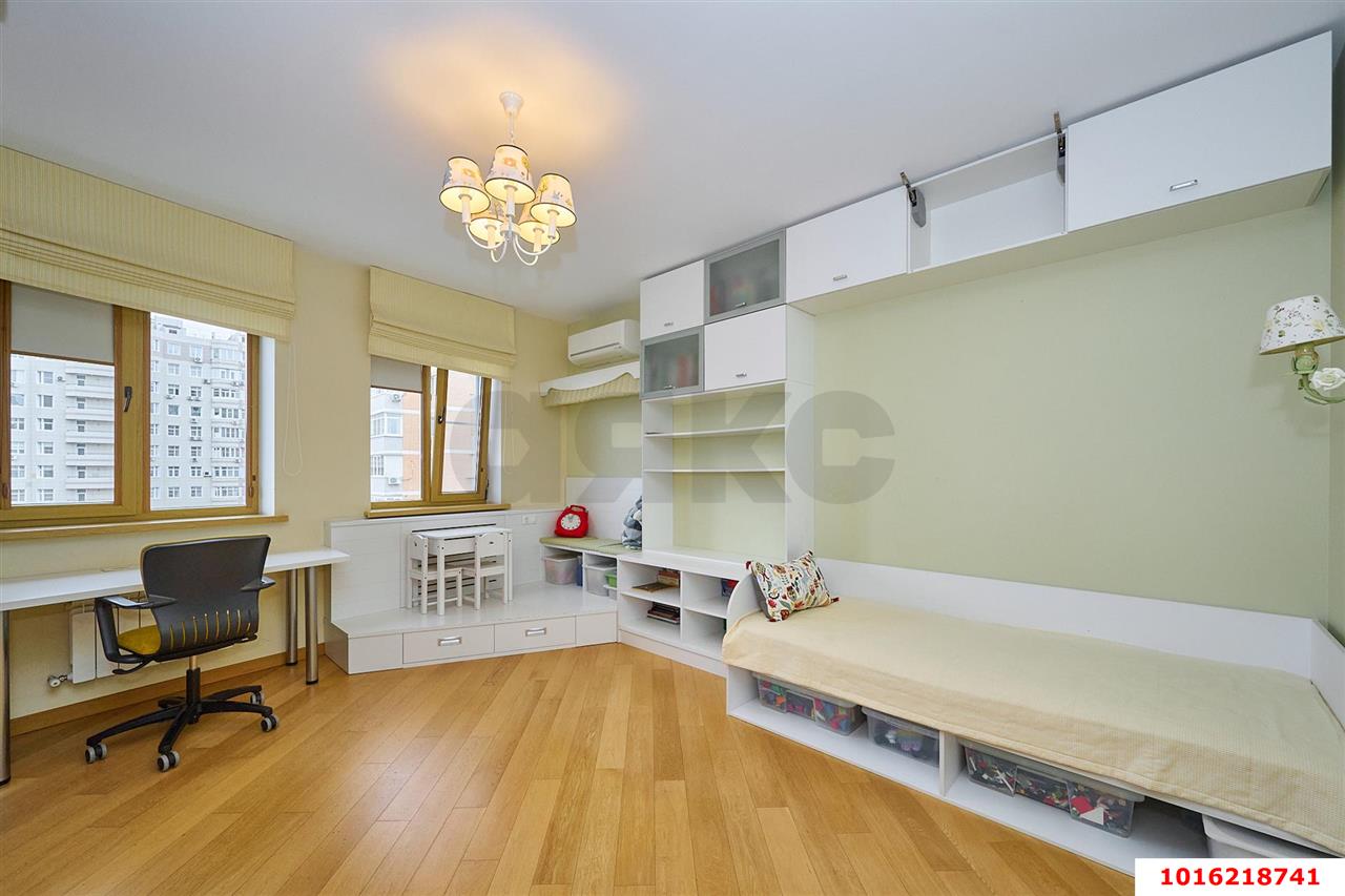 Фото №23: 3-комнатная квартира 140 м² - Краснодар, Центральный внутригородской округ, Западный внутригородской округ, мкр. Центральный, ул. имени Пушкина, 6