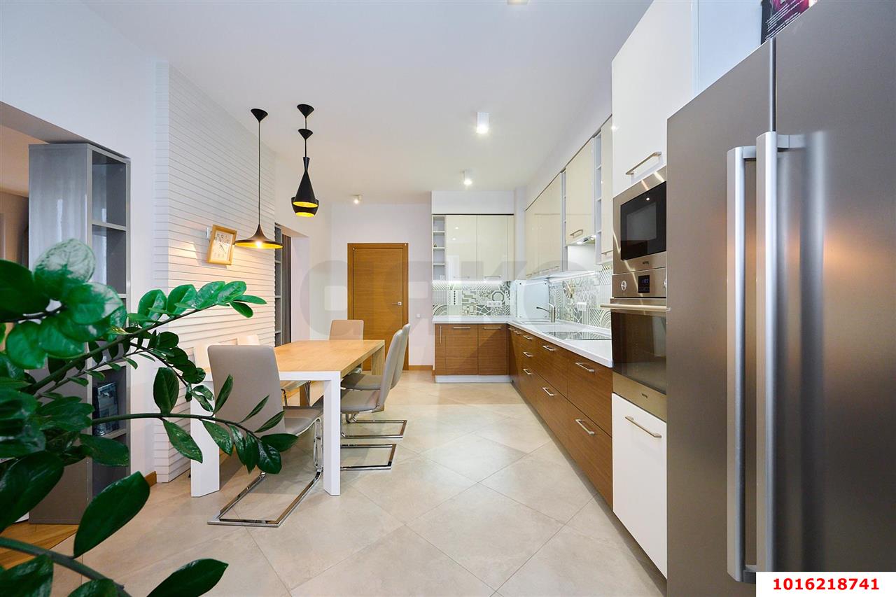 Фото №7: 3-комнатная квартира 140 м² - Краснодар, Центральный внутригородской округ, Западный внутригородской округ, мкр. Центральный, ул. имени Пушкина, 6