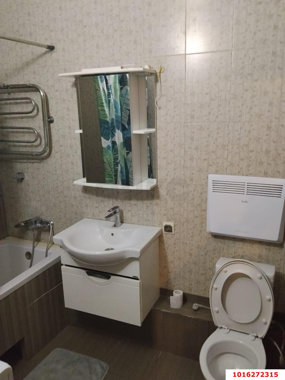 Фото №8: 2-комнатная квартира 72 м² - Краснодар, Прикубанский внутригородской округ, мкр. Музыкальный, ул. имени Сергея Есенина, 110к1