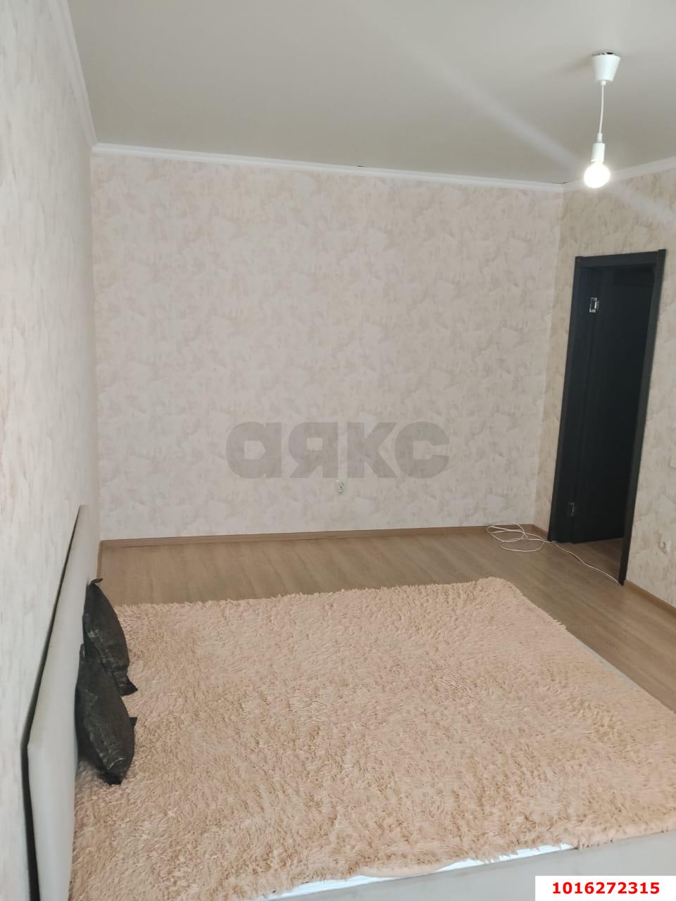 Фото №6: 2-комнатная квартира 72 м² - Краснодар, Прикубанский внутригородской округ, мкр. Музыкальный, ул. имени Сергея Есенина, 110к1