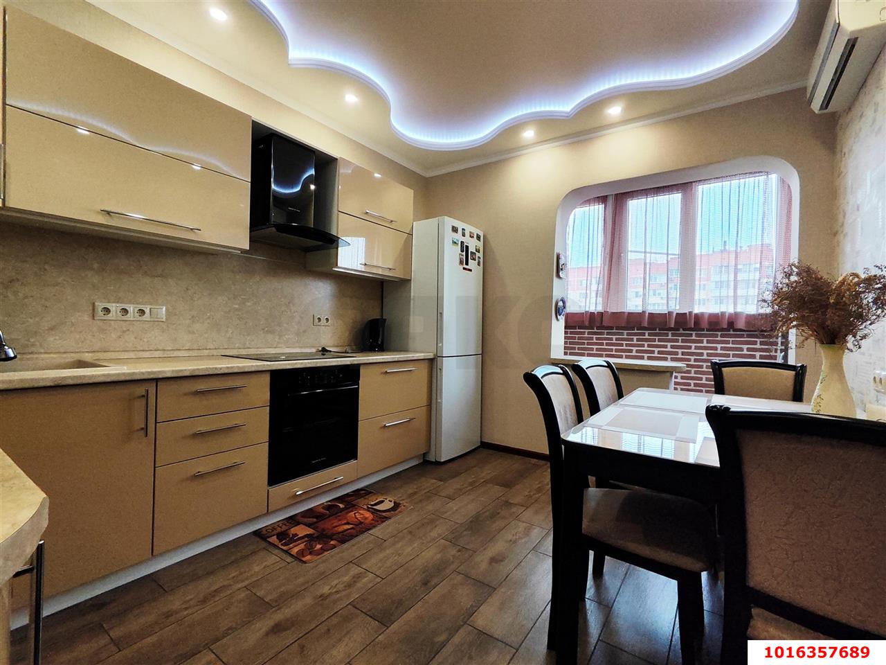 Фото №1: 2-комнатная квартира 53 м² - Краснодар, Прикубанский внутригородской округ, мкр. Восточно-Кругликовский, ул. Героя А.А. Аверкиева, 8