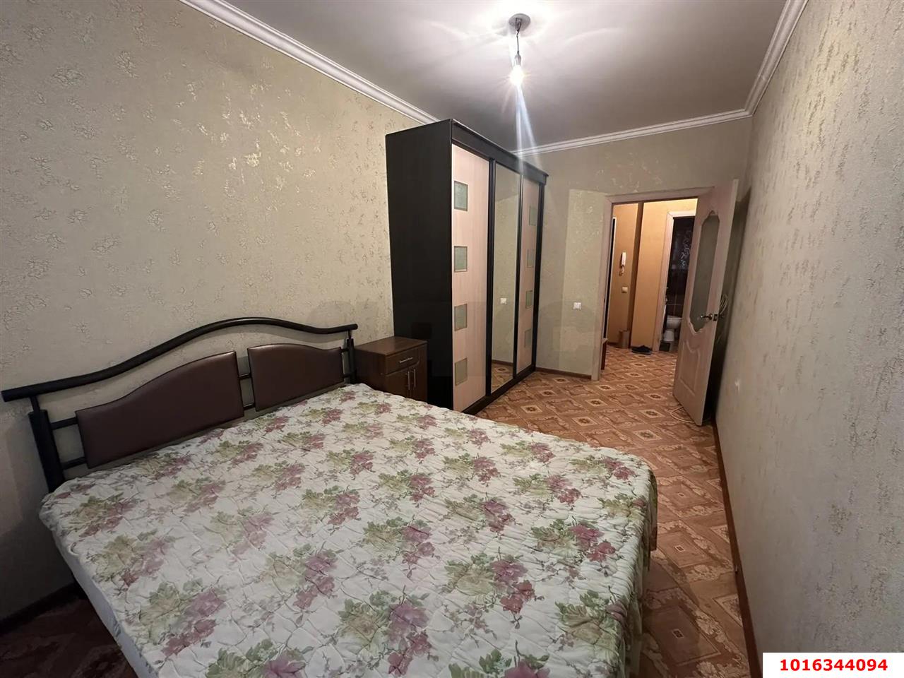 Фото №3: 2-комнатная квартира 53 м² - Краснодар, Прикубанский внутригородской округ, мкр. Музыкальный, ул. имени Сергея Есенина, 86