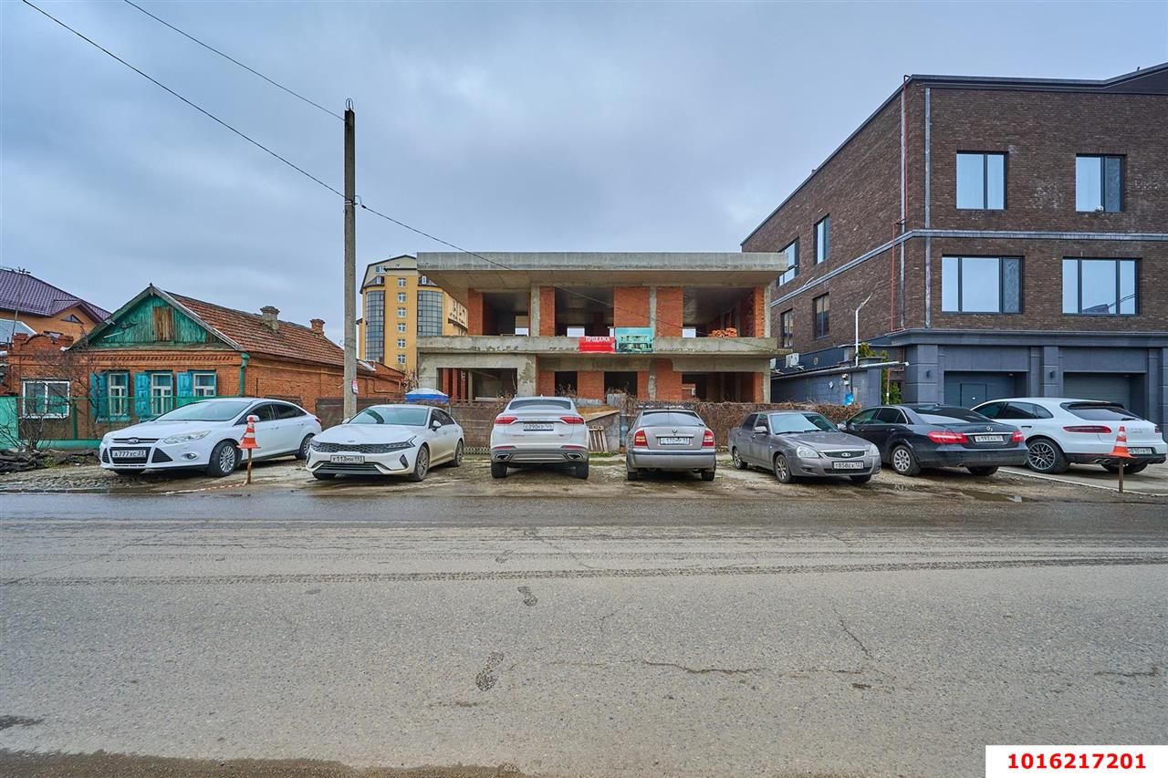 Фото №2: Земельный участок 4.4 сот. - Краснодар, Западный внутригородской округ, мкр. Фестивальный, ул. Карла Маркса, 103