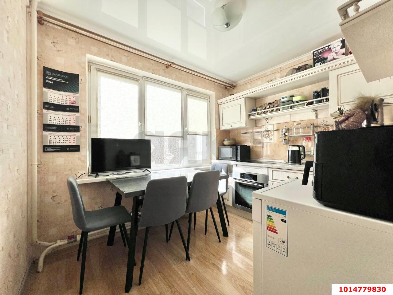 Фото №2: 3-комнатная квартира 64 м² - Краснодар, Карасунский внутригородской округ, мкр. Гидростроителей, ул. Трудовой Славы