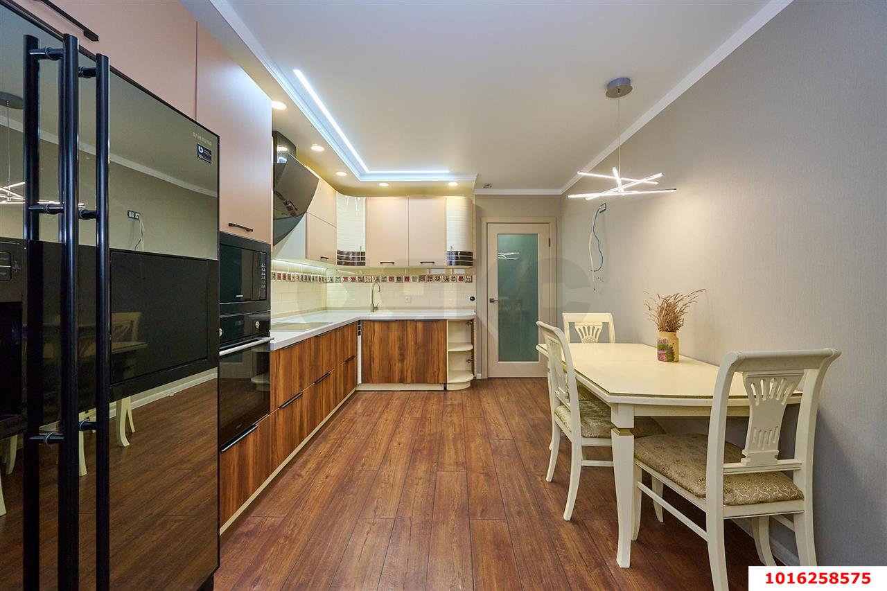 Фото №3: 3-комнатная квартира 96 м² - Краснодар, Центральный внутригородской округ, мкр. Центральный, ул. Базовская, 69