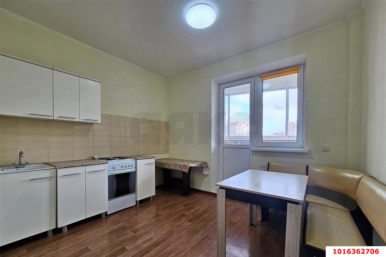 Фото №1: 1-комнатная квартира 44 м² - Краснодар, Прикубанский внутригородской округ, мкр. Восточно-Кругликовский, ул. Героев-Разведчиков, 26/3