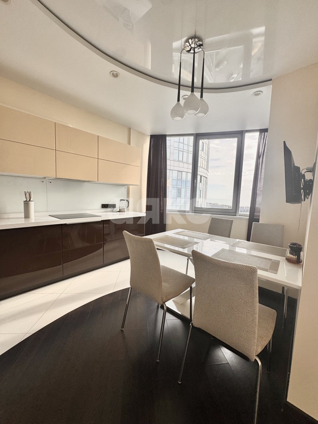 Фото №4: 2-комнатная квартира 58 м² - Сочи, Адлерский, Адлер, мкр. жилой комплекс Морская Симфония, ул. Ленина, 298Бк1