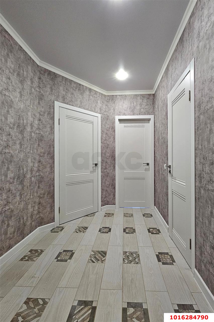 Фото №8: 1-комнатная квартира 40 м² - Краснодар, Прикубанский внутригородской округ, Славянский, мкр. Светлоград, ул. Красных Партизан, 1/4к12