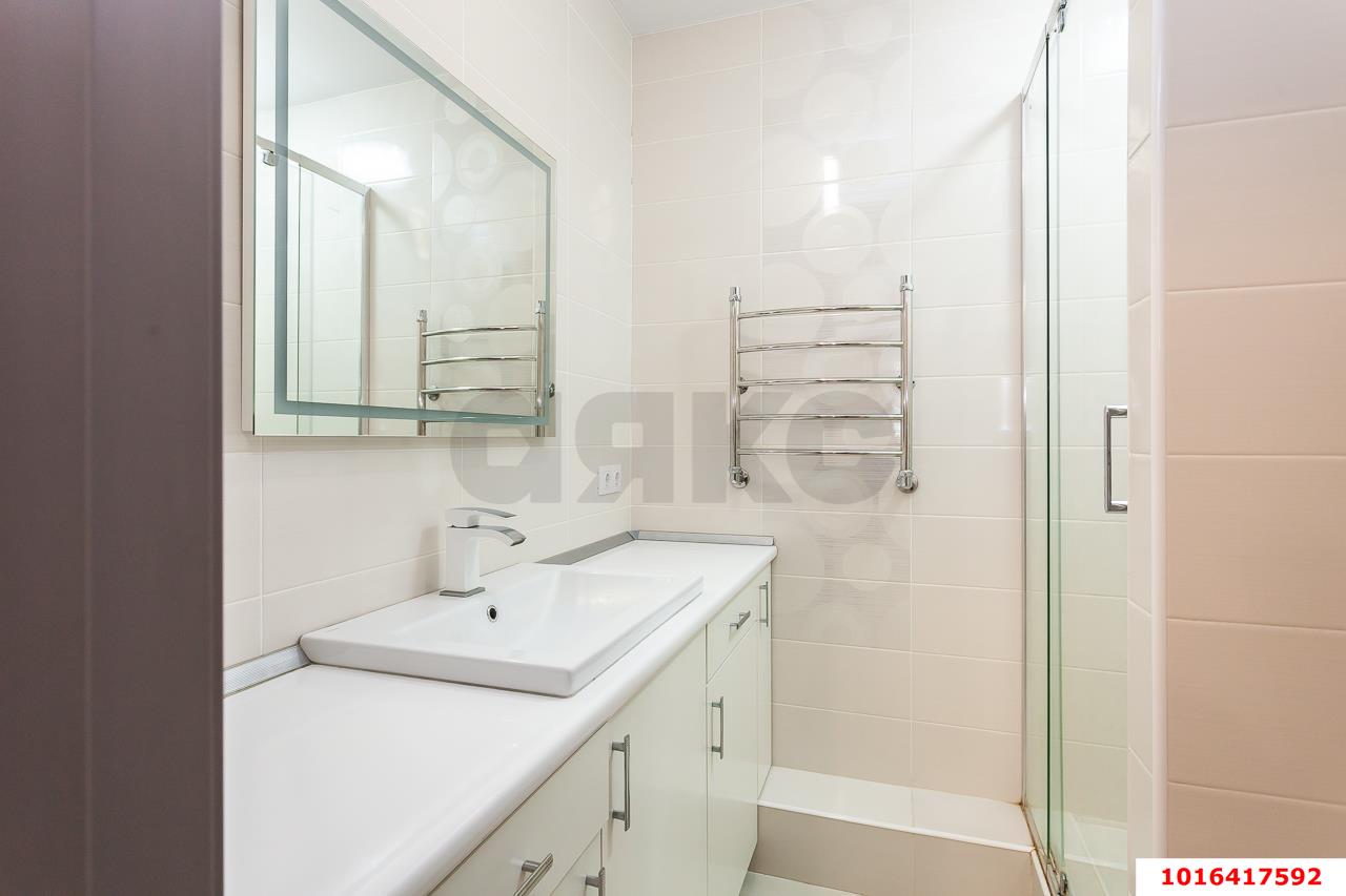 Фото №13: 2-комнатная квартира 70 м² - Краснодар, Прикубанский внутригородской округ, 2-я Площадка, мкр. жилой комплекс Кремлёвские Ворота, ул. Кореновская, 2к4