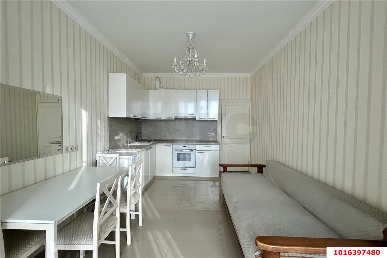 Фото №1: 1-комнатная квартира 46 м² - Краснодар, Западный внутригородской округ, мкр. Юбилейный, ул. 70-летия Октября, 1/5