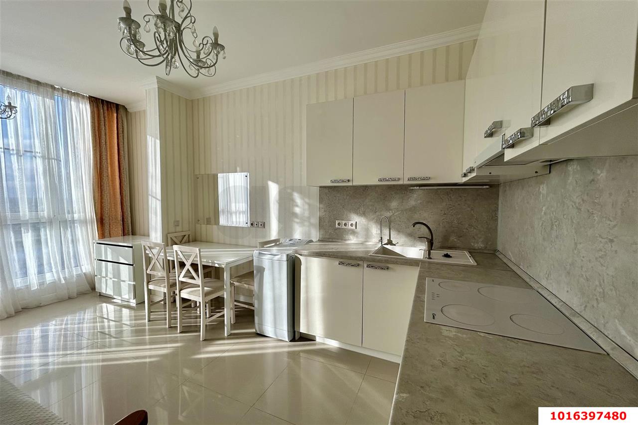 Фото №3: 1-комнатная квартира 46 м² - Краснодар, Западный внутригородской округ, мкр. Юбилейный, ул. 70-летия Октября, 1/5