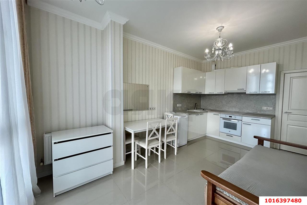 Фото №2: 1-комнатная квартира 46 м² - Краснодар, Западный внутригородской округ, мкр. Юбилейный, ул. 70-летия Октября, 1/5