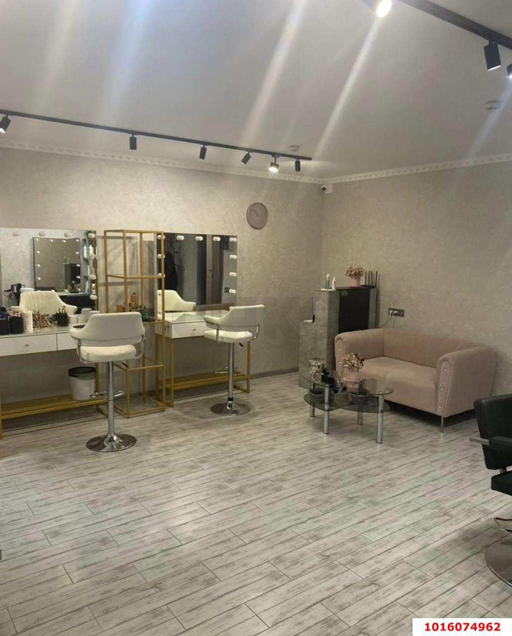 Фото №6: Коммерция 37 м² - Краснодар, Прикубанский внутригородской округ, мкр. Восточно-Кругликовский, ул. Героя А.А. Аверкиева, 8