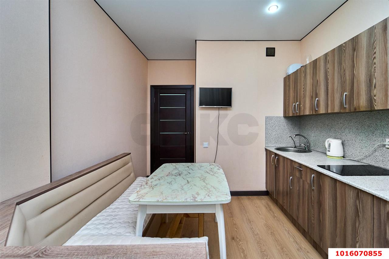 Фото №8: 1-комнатная квартира 40 м² - Краснодар, Славянский, мкр. Прикубанский внутригородской округ, ул. Заполярная, 37к2