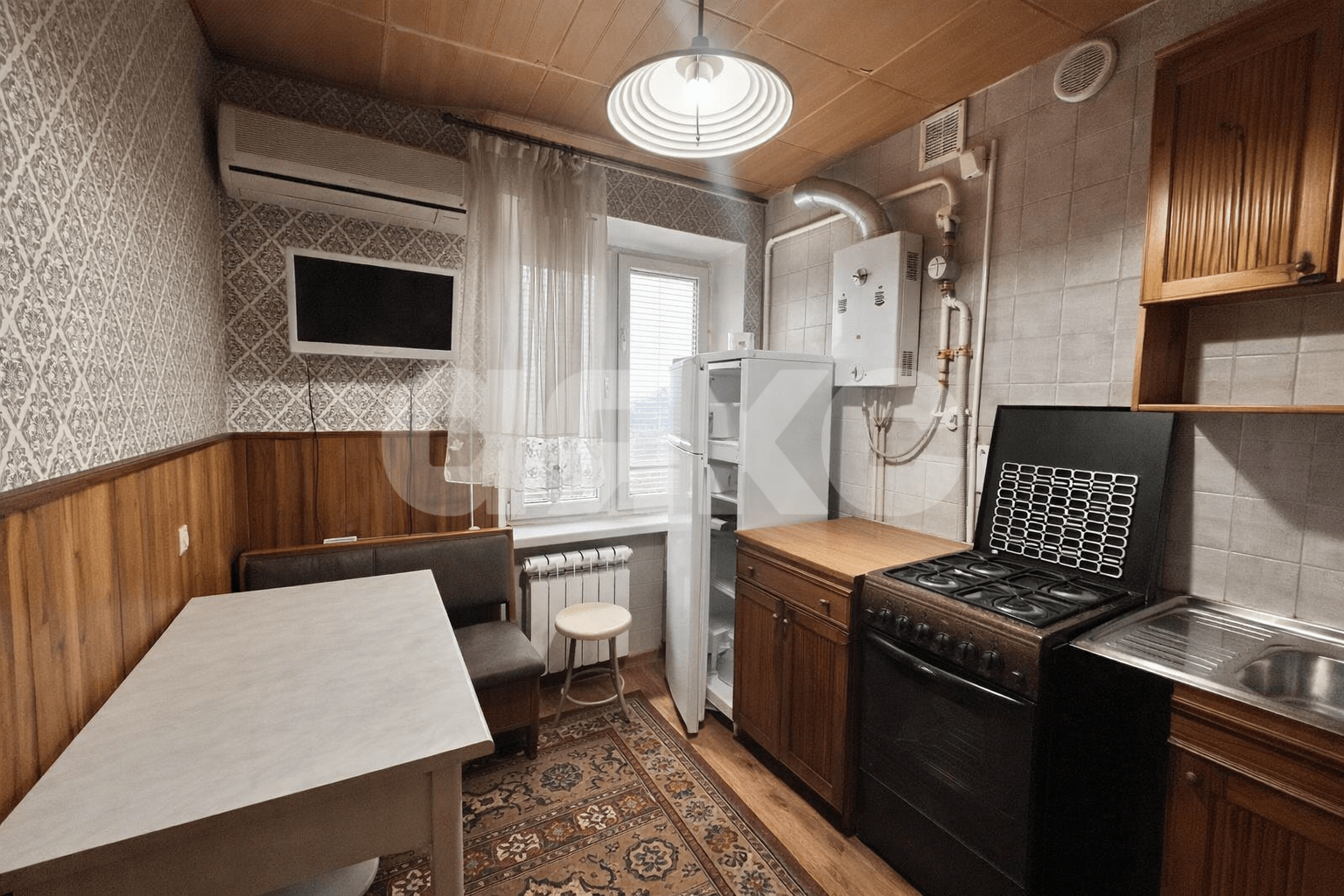 Фото №1: 1-комнатная квартира 28 м² - Мариуполь, р. Жовтневый, пр-кт Металлургов, 45