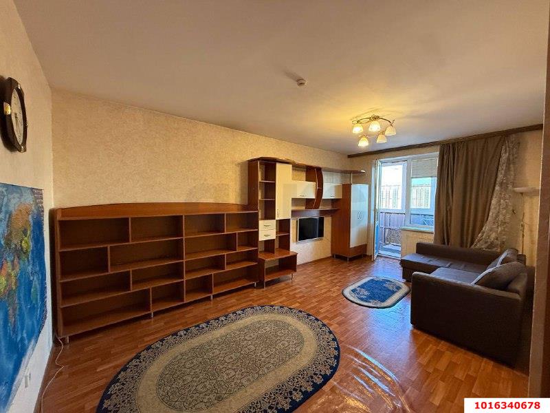 Фото №1: 3-комнатная квартира 102 м² - Краснодар, Карасунский внутригородской округ, мкр. Хлопчато-бумажный Комбинат, ул. Стасова, 183/2