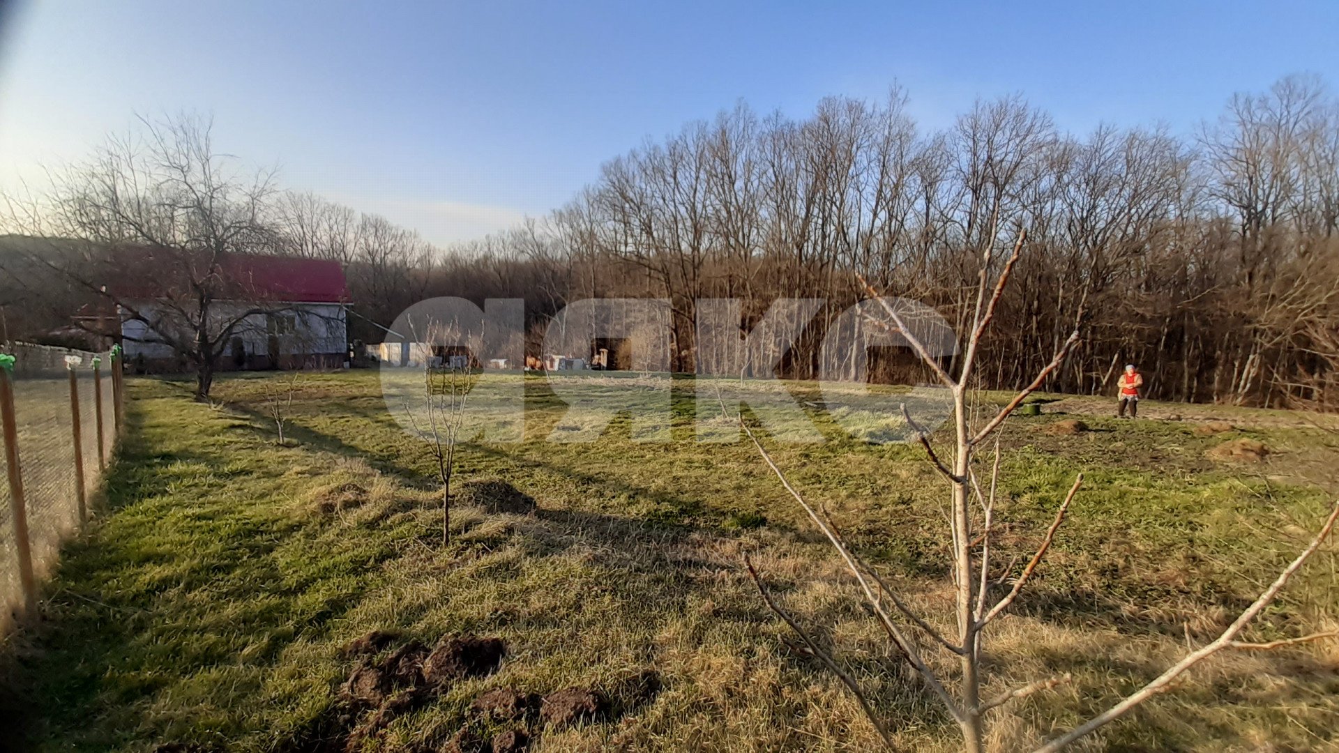 Фото №1: Земельный участок под ИЖС 10 сот. - Первомайский, ул. Ленина