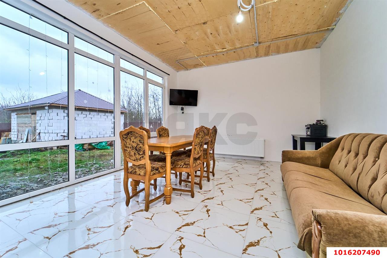 Фото №1: Дом 168 м² + 10 сот. - Черников, мкр. Прикубанский внутригородской округ, ул. Центральная, 22/1