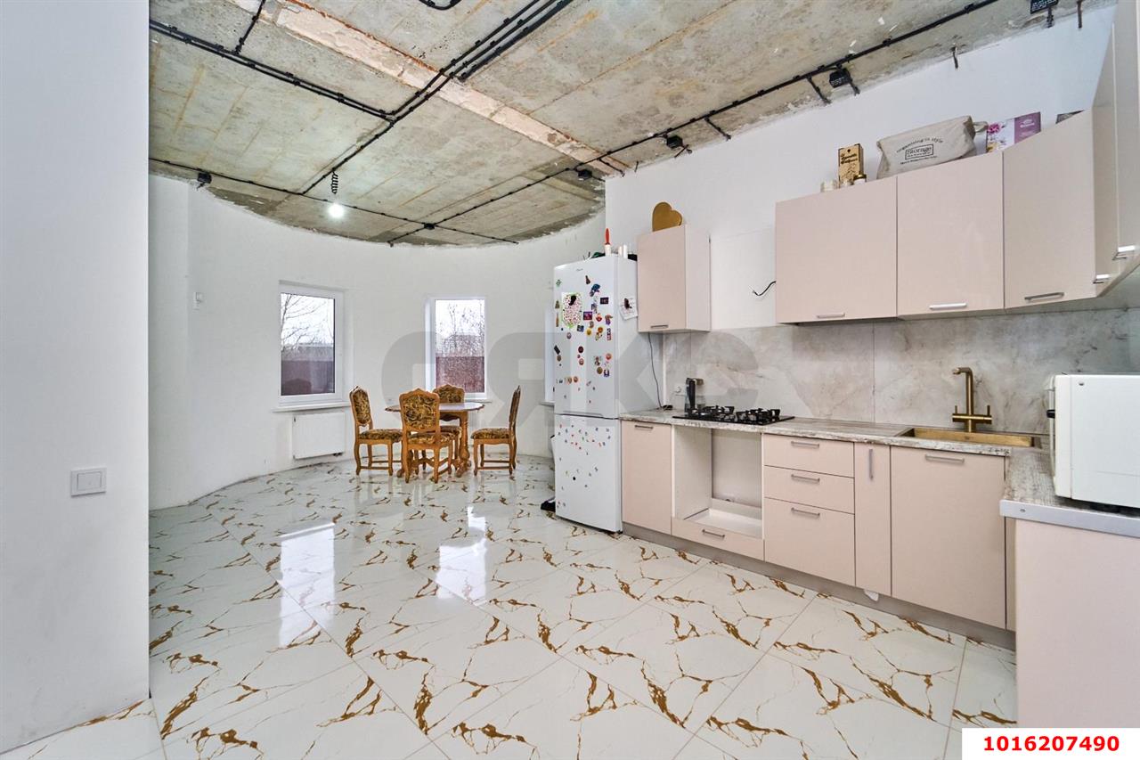 Фото №6: Дом 168 м² + 10 сот. - Черников, мкр. Прикубанский внутригородской округ, ул. Центральная, 22/1