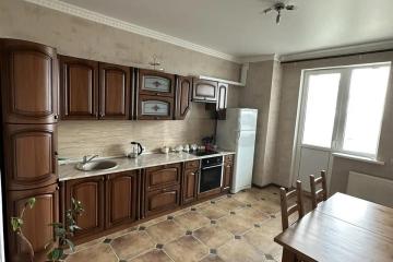 Фото №1: 1-комнатная квартира 50 м² - Краснодар, мкр. Центральный, ул. Береговая, 2к2