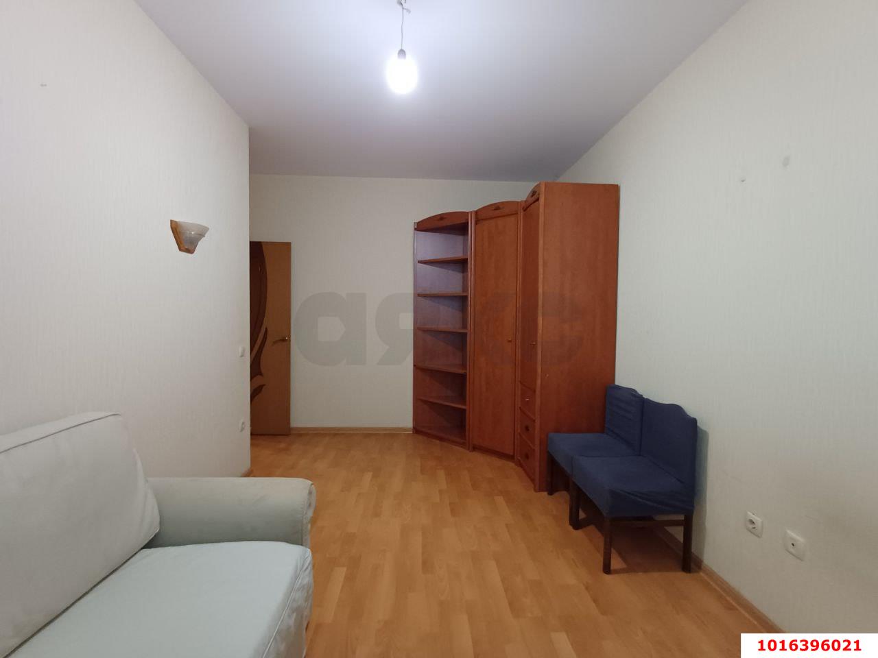 Фото №3: 1-комнатная квартира 40 м² - Краснодар, ЖК Возрождение, Прикубанский внутригородской округ, мкр. Восточно-Кругликовский, ул. имени 40-летия Победы, 113