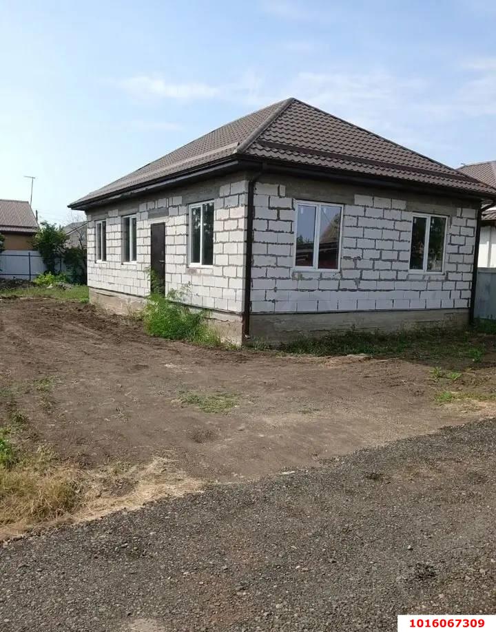 Фото №1: Дом 83 м² + 5.3 сот. - Динская, мкр. ДСНТ Труд, ул. Лазурная, 50