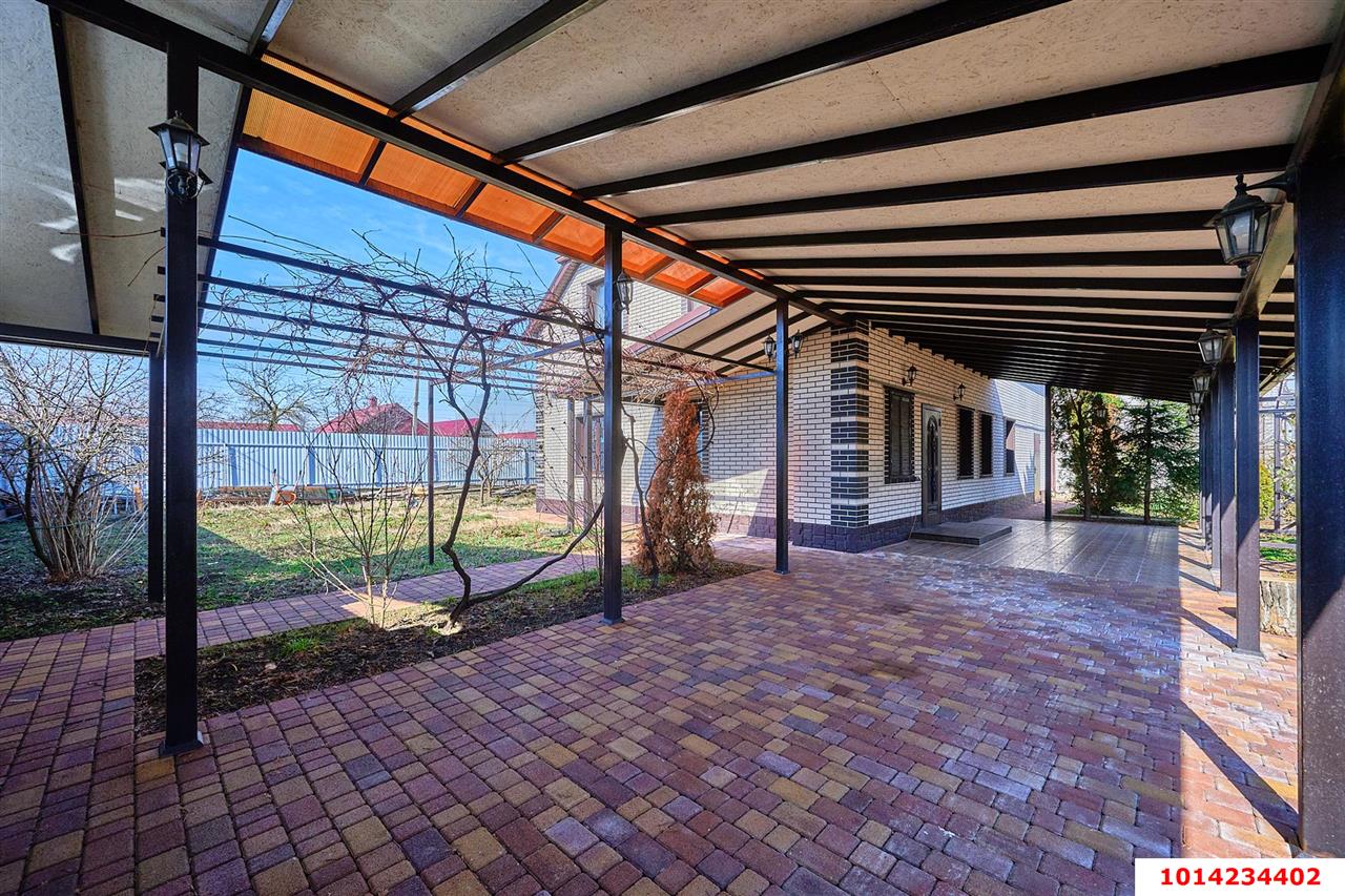 Фото №2: Дом 198 м² + 6.7 сот. - Краснодар, Карасунский внутригородской округ, ж/м Пашковский, ул. Атамана Лысенко, 32