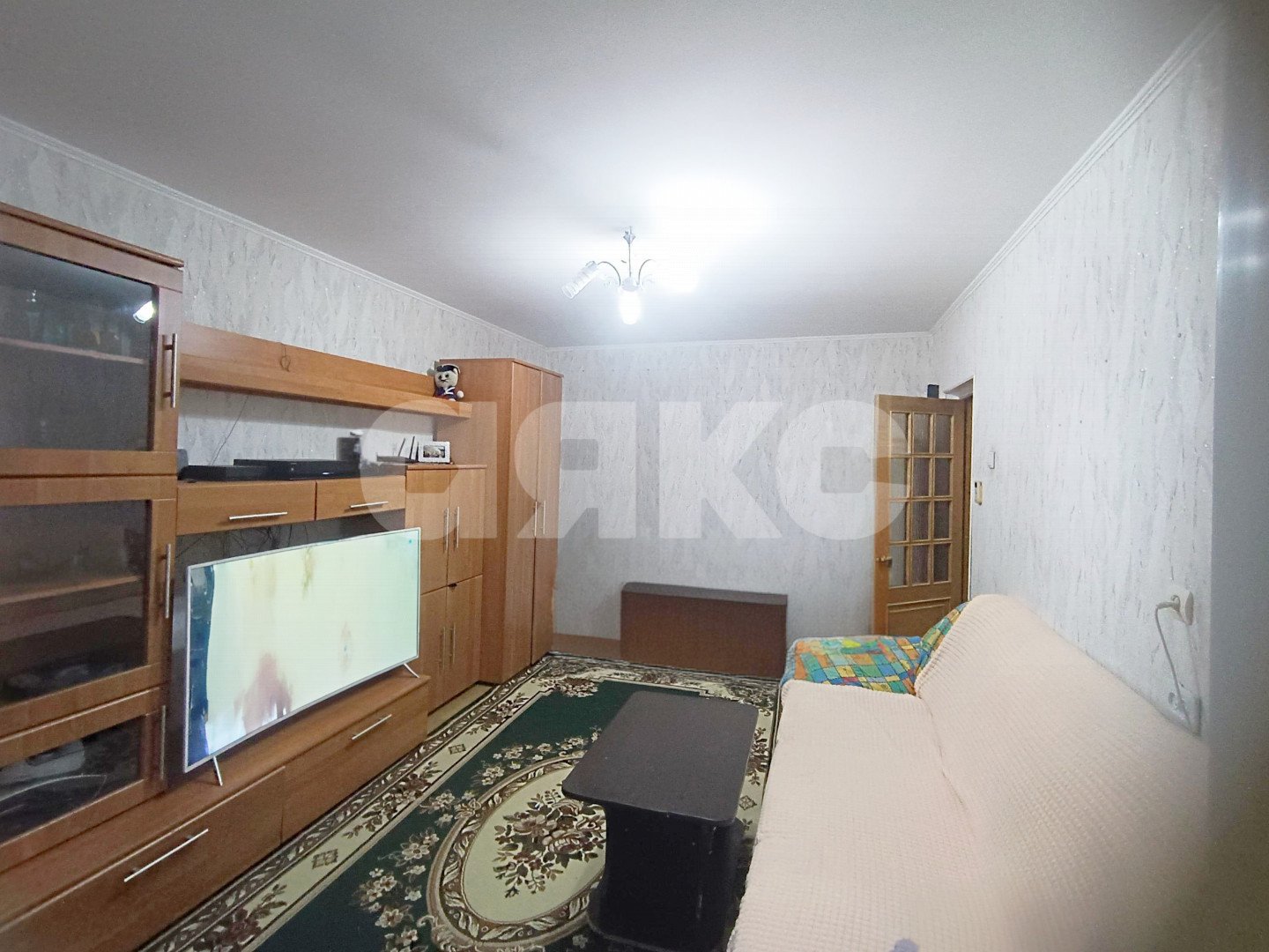 Фото №2: 1-комнатная квартира <span class="whitespace-nowrap">35 м²</span>, <span class="whitespace-nowrap">10/16 эт.</span> - Волгоград, Тракторозаводский, Спартановка, мкр. 413-й, ул. набережная Волжской Флотилии, 7
