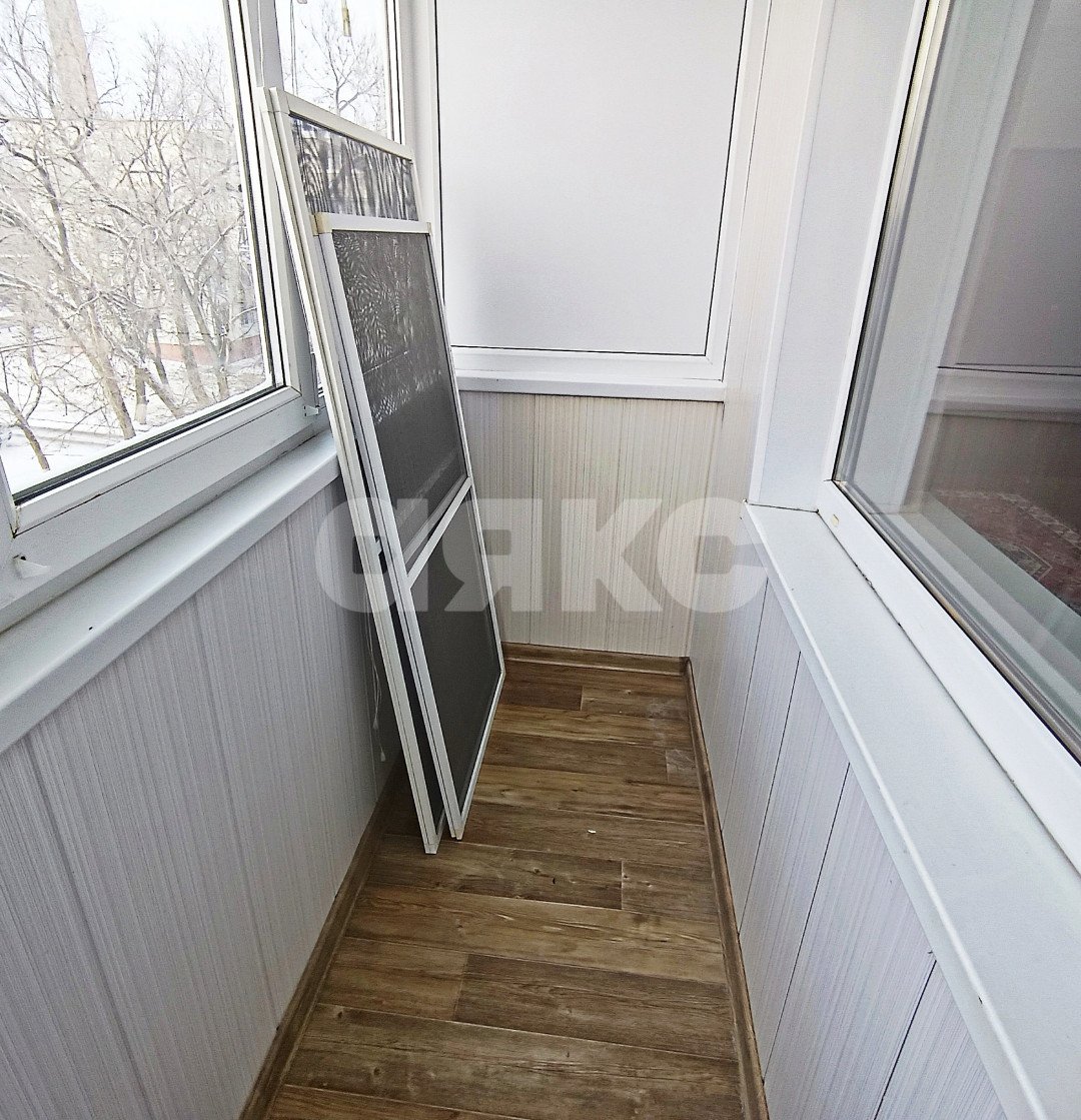 Фото №4: 2-комнатная квартира <span class="whitespace-nowrap">40 м²</span>, <span class="whitespace-nowrap">3/5 эт.</span> - Волгоград, Тракторозаводский, Спартановка, мкр. 411-й, ул. Мясникова, 14