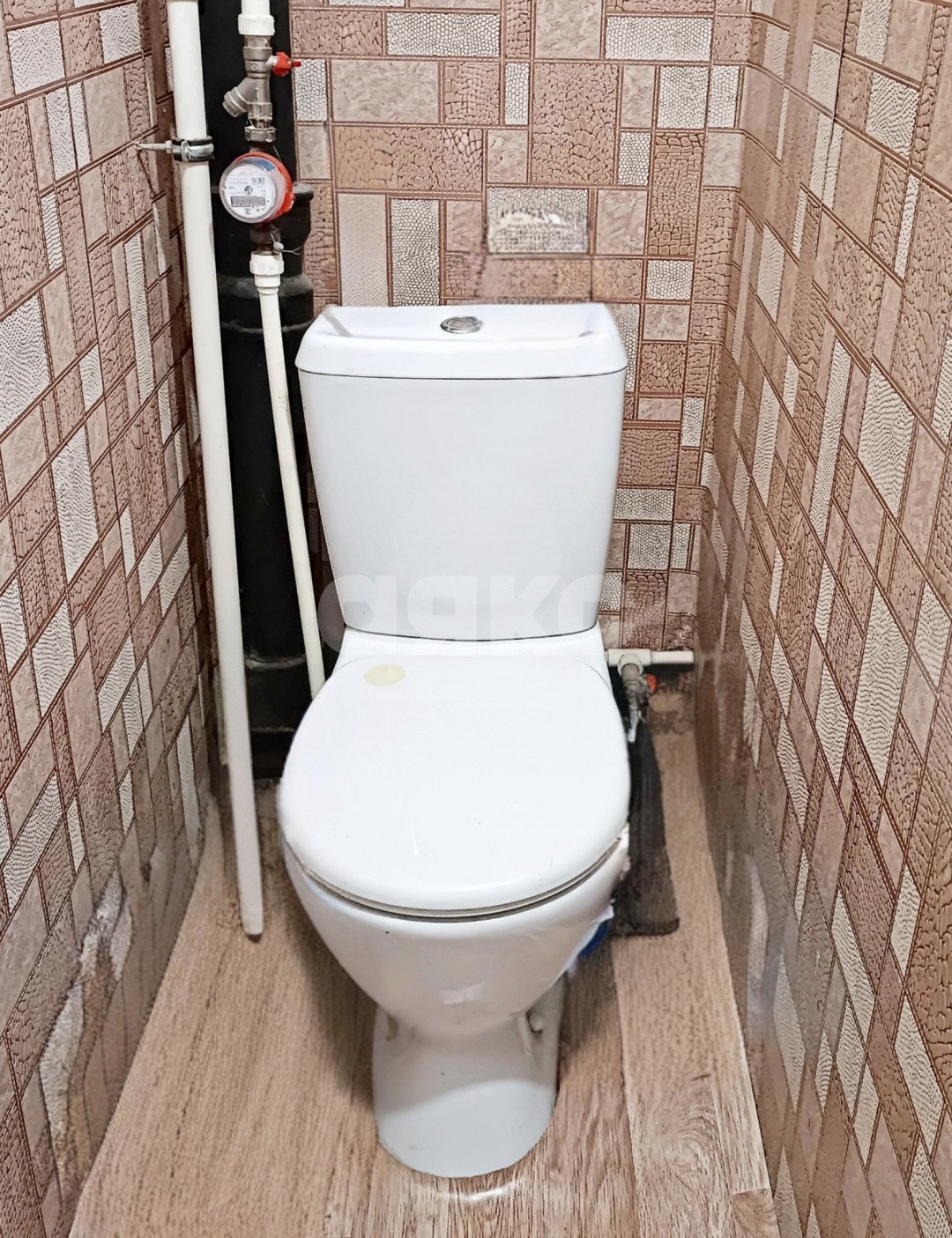 Фото №9: 2-комнатная квартира <span class="whitespace-nowrap">40 м²</span>, <span class="whitespace-nowrap">3/5 эт.</span> - Волгоград, Тракторозаводский, Спартановка, мкр. 411-й, ул. Мясникова, 14