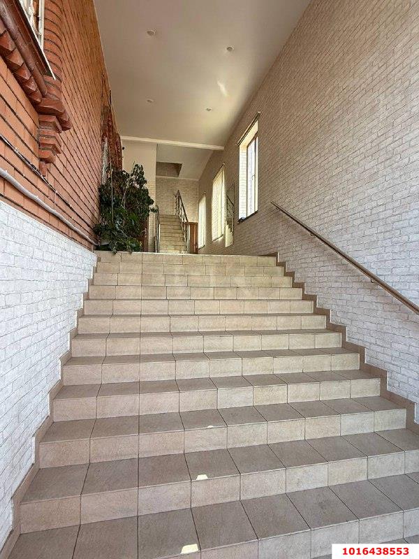 Фото №3: Коммерция 700 м² - Краснодар, Центральный внутригородской округ, мкр. Дубинка, ул. Болотникова, 26