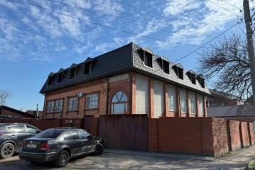 Фото №1: Коммерция 700 м² - Краснодар, мкр. Дубинка, ул. Болотникова, 26