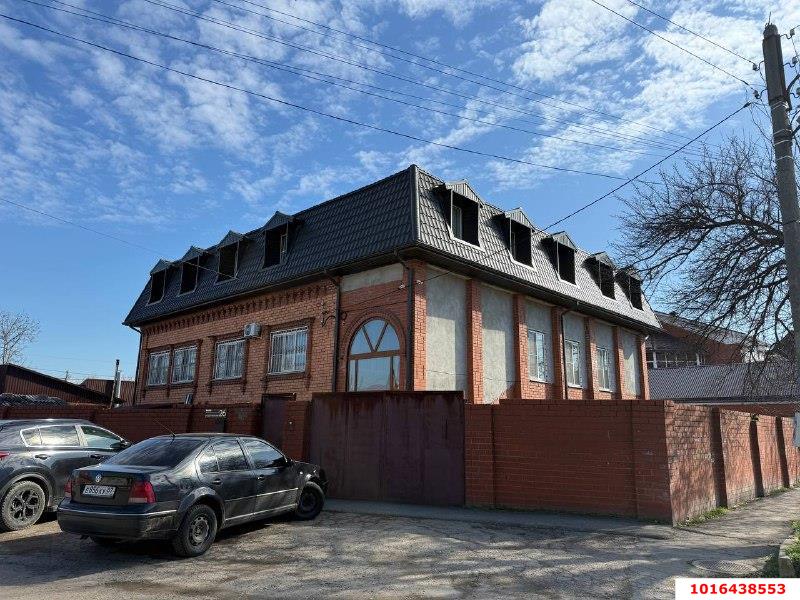 Фото №1: Коммерция 700 м² - Краснодар, Центральный внутригородской округ, мкр. Дубинка, ул. Болотникова, 26