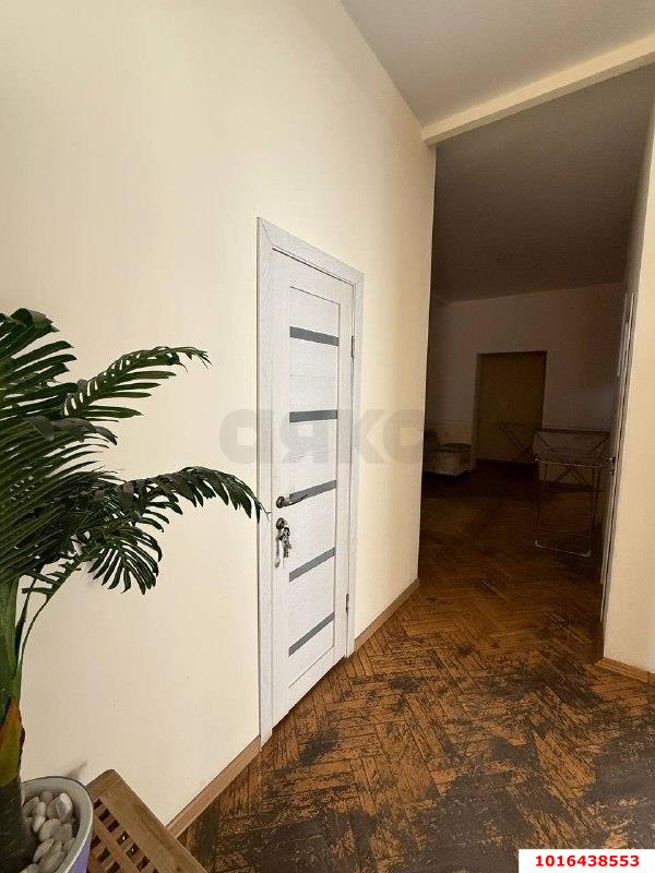 Фото №4: Коммерция 700 м² - Краснодар, Центральный внутригородской округ, мкр. Дубинка, ул. Болотникова, 26