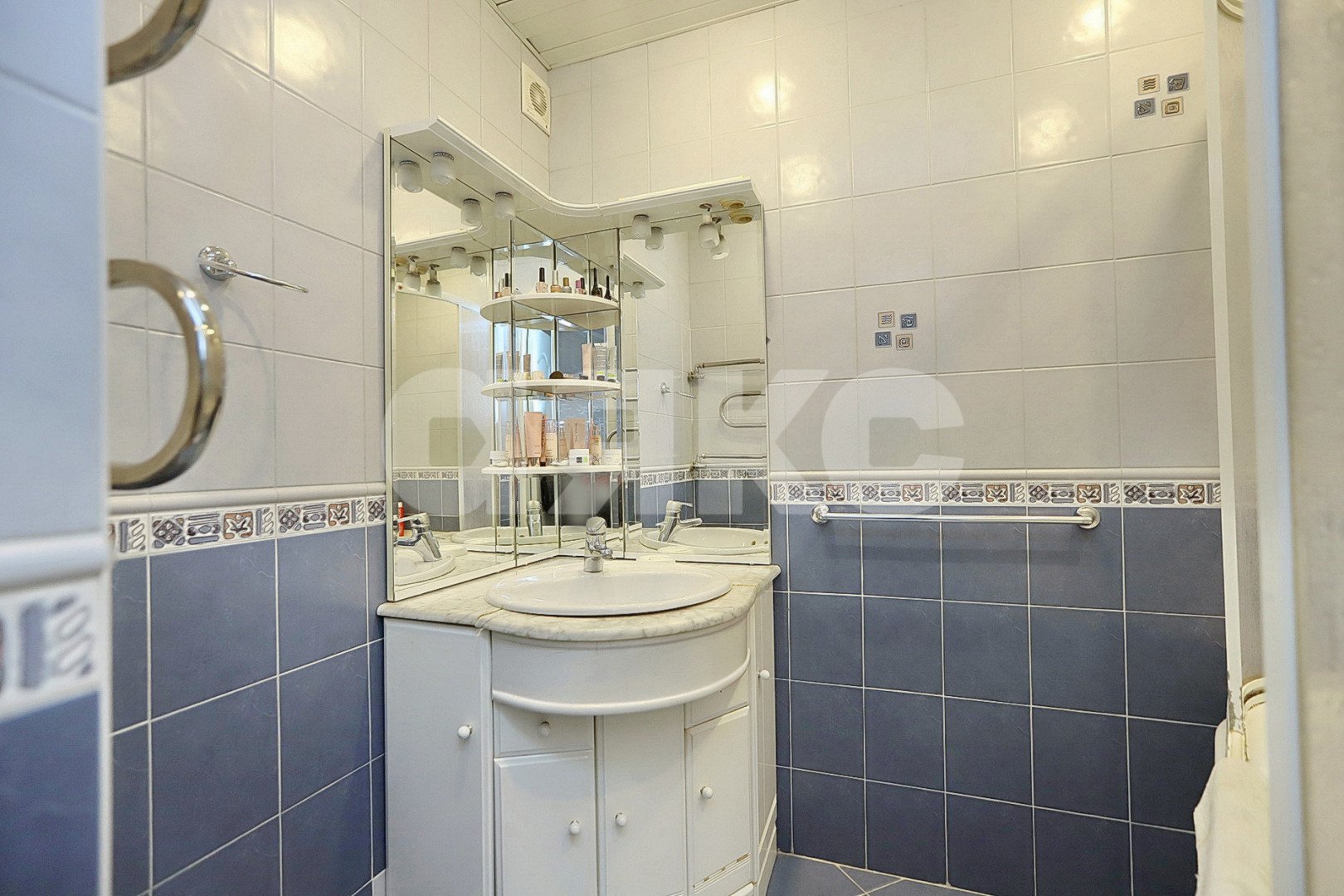 Фото №15: 3-комнатная квартира 92 м² - Липецк, мкр. Советский округ, ул. Октябрьская, 74