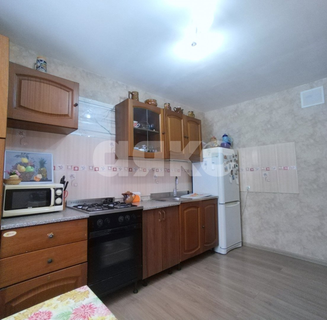 Фото №5: 1-комнатная квартира <span class="whitespace-nowrap">47 м²</span>, <span class="whitespace-nowrap">1/10 эт.</span> - Волгоград, Тракторозаводский, Спартановка, мкр. 413-й, ул. набережная Волжской Флотилии, 21Б