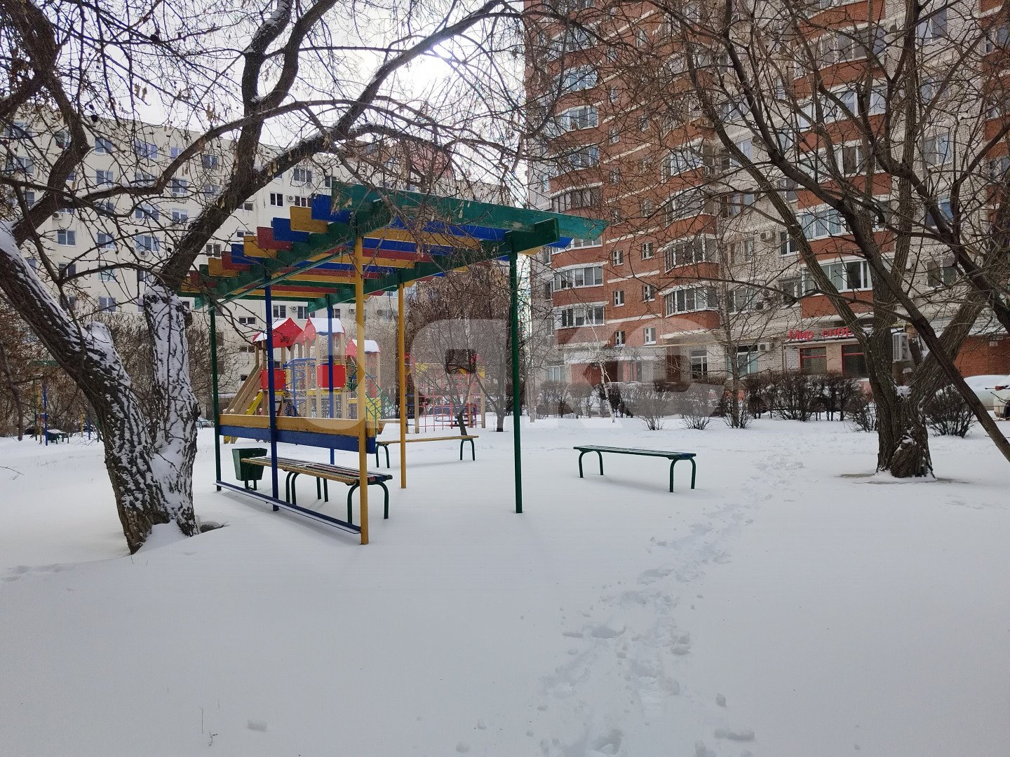 Фото №9: 1-комнатная квартира <span class="whitespace-nowrap">47 м²</span>, <span class="whitespace-nowrap">1/10 эт.</span> - Волгоград, Тракторозаводский, Спартановка, мкр. 413-й, ул. набережная Волжской Флотилии, 21Б